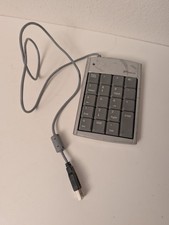 Targus Model PAUK10 Numeric Keypad Plug Play USB Ports USA Silver USED WORKS