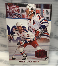 Fleer Ultra 1993-94 Red Light Specials Mike Gartner #3 of 10 New York Rangers