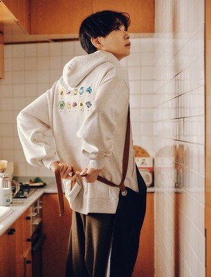 Netflix The Boyfriend Season 2 Collaboration Flower Pullover