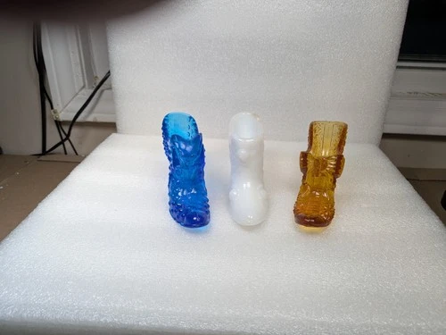 Fenton Blue Hobnail Cat Head Glass Slipper , Amber Daisey @ Milk Glass Slippers.