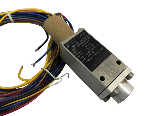 ITT Neo-Dyn Pressure Switch 225P1CC3BRW-834 Incr 1000 psig 5A 125/250V AC - Picture 2 of 3