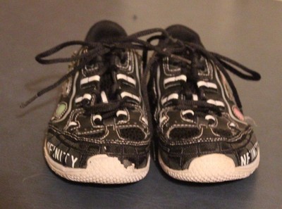 Nfinity BioniQ Volleyball Women's US 6, Black/Green/Gray, NF2001-9090