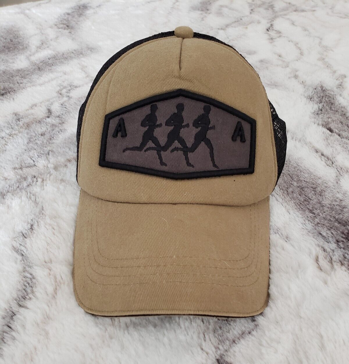 APOSTLE TACTICAL APPAREL RUNNING MAN TRUCKER CAP HAT … Gem