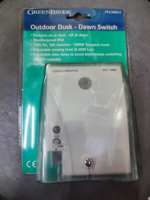 Greenbrook Outdoor Dusk-Dawn Switch