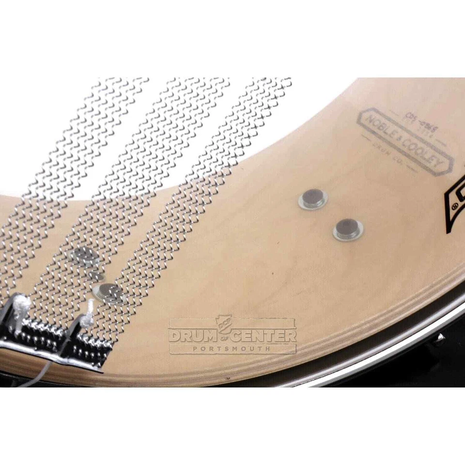 Noble & Cooley CD Maple Snare Drum 14x5 Natural Oil - Image 3 of 3