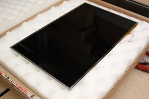 Chi Mei N154I2-L02 15.4" WXGA Glossy LCD Screen - Image 2 of 4