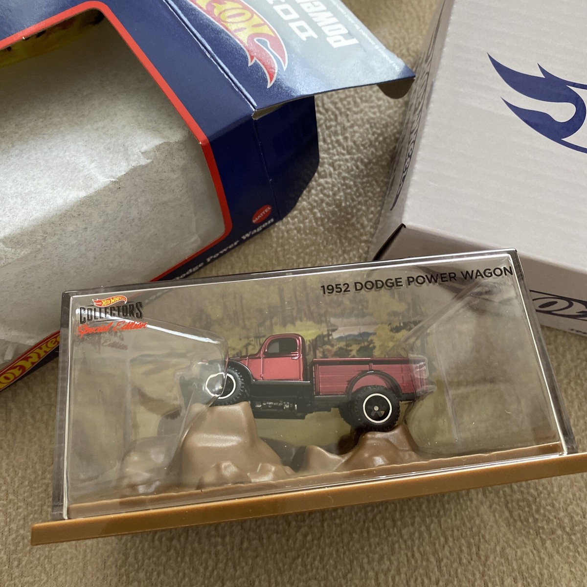 Hot Wheels Special Edition 1952 Dodge Power Wagon RLC - RED