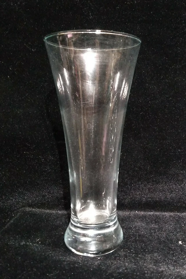 8 Luigi Bormioli Pilsner glasses, Light & Music, Beer Tumblers 7"H 10oz - Image 2 of 4