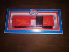 New Model Power HO Gauge 8002 Baby Ruth Box Car