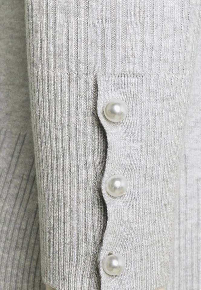 Ex Dorothy Perkins Roll Neck Jumper Pearl Button Cuff - Image 3 of 4