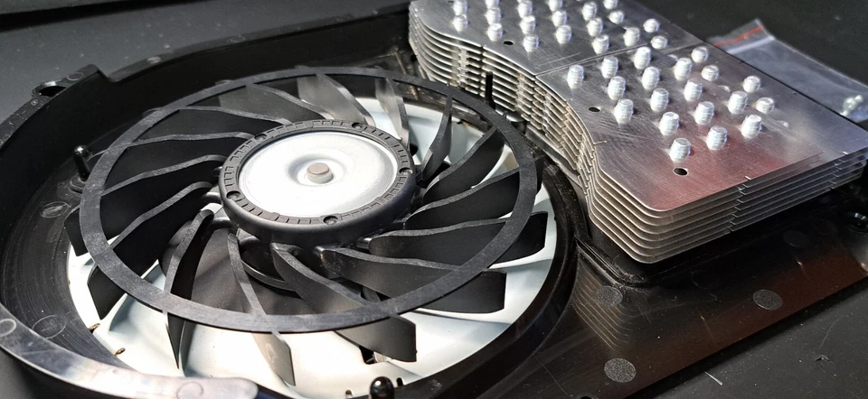 Рабочий вентилятор охлаждения, плащаница и радиаторы PlayStation 3 OEM NIDEC - *ХОРОШИЙ ЧИСТЫЙ - Изображение 3 из 4