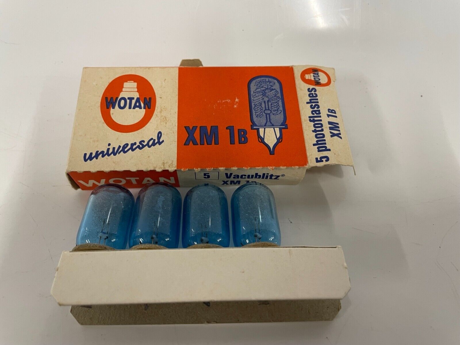 Foto 1 di 2