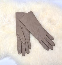 NWOT Fownes Taupe Gloves Perforated Leather Acrylic Lining size 6,5 Vintage