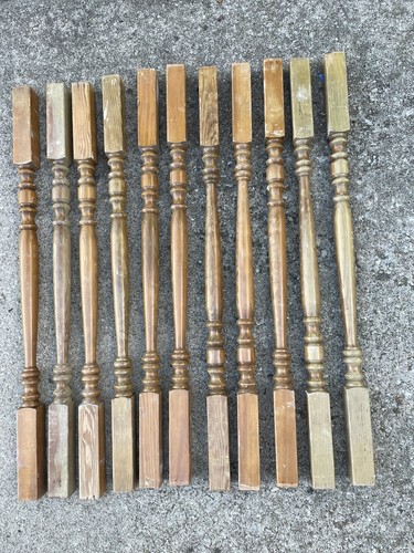 LOT Of 11 Turned Wood Staircase Spindles Railing Balusters 34”Salvage NL