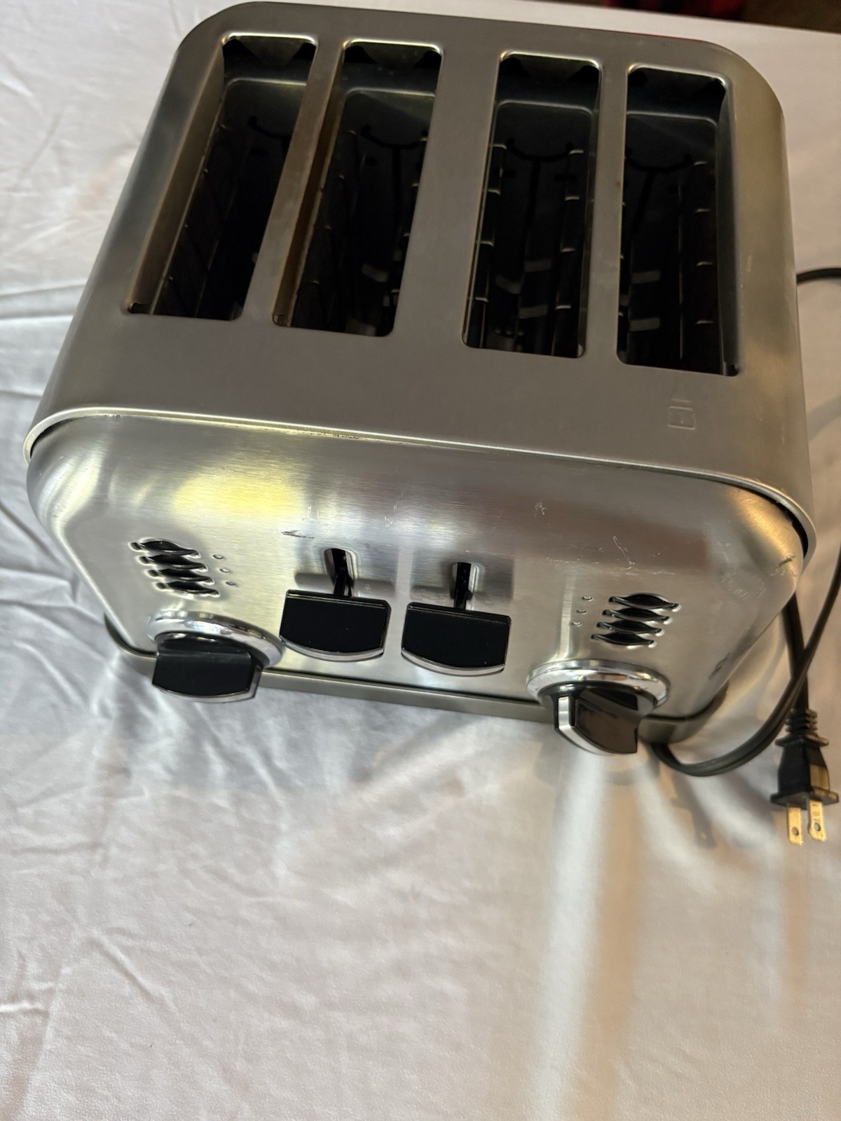 Cuisinart 4-Slice Classic Toaster - Stainless Steel - CPT-180- No box