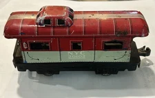 Marx O-27 Gauge #20102 New York Central 4-wheel Caboose with Knuckle Coupler