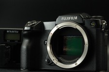 Fujifilm GFX 50S II Medium Format Camera -22394 cuts- US STOCK #11842