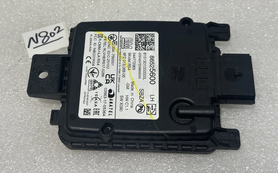 Sensor radar punto ciego trasero Chevrolet TRAX 2024 2025 OEM 86525600 Foto 4 de 4