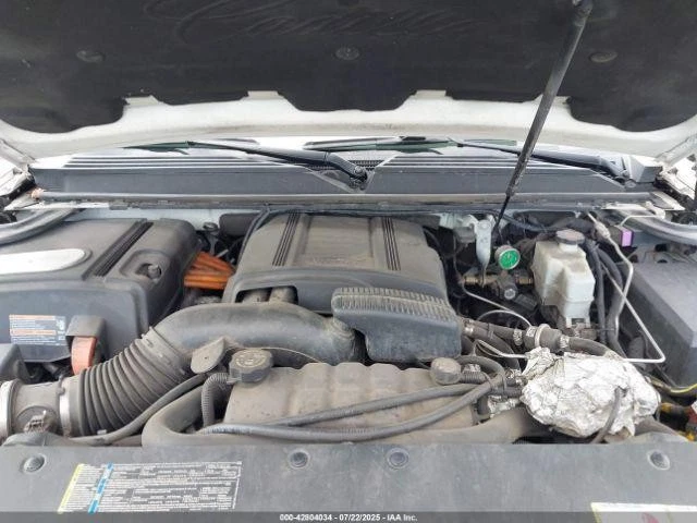 Guardabarros delantero derecho usado se adapta a: Cadillac Escalade 2009 delantero derecho grado A Foto 2 de 4