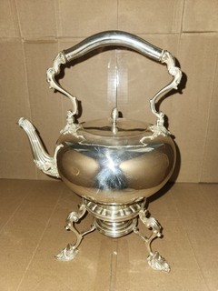 Rare Bouilloire de Table en Argent Massif sur Réchaud – François DURAND