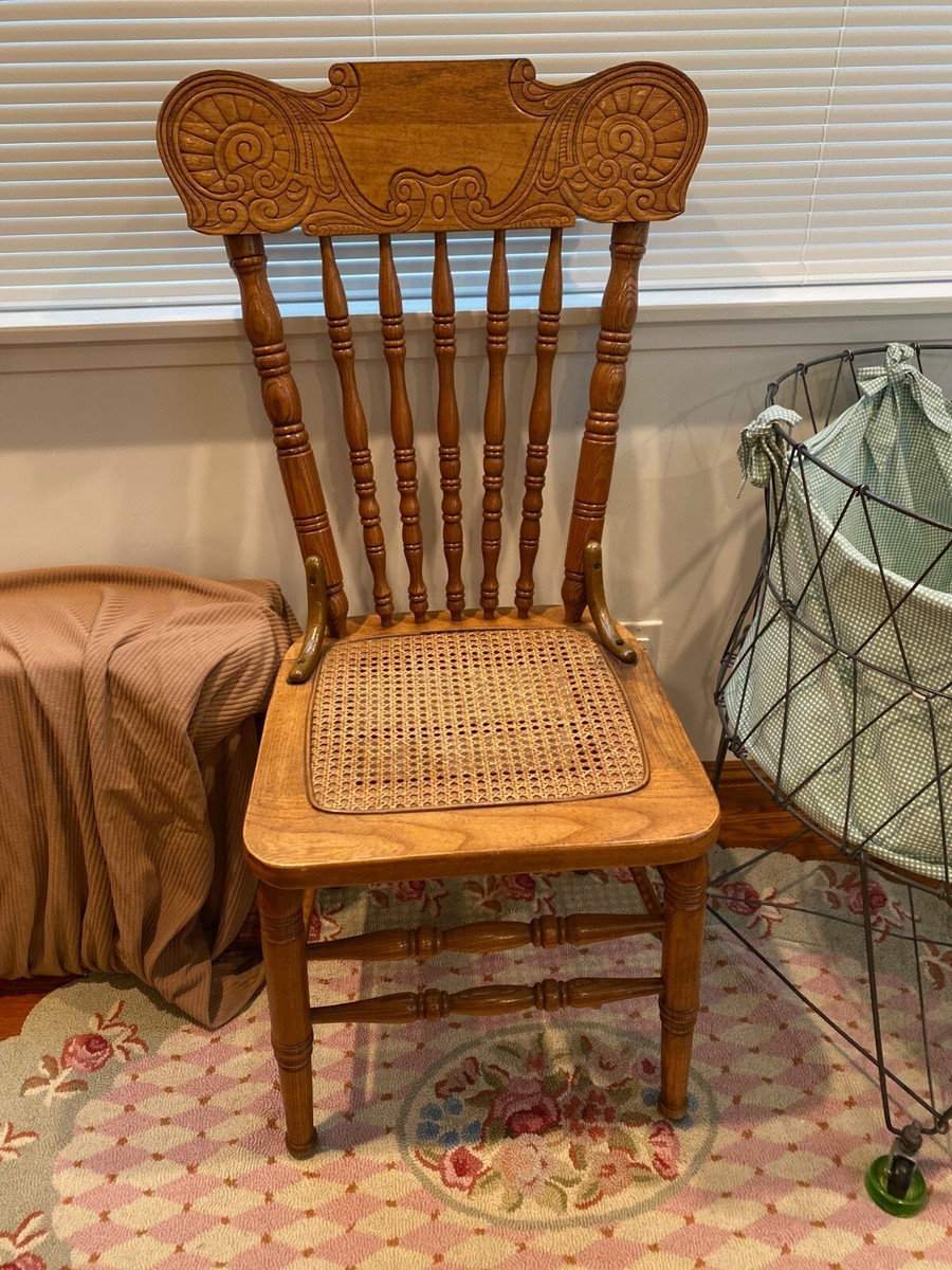 Vintage Pulaski KEEPSAKE Golden Oak Dining Room Side Chair with Cane Seat
