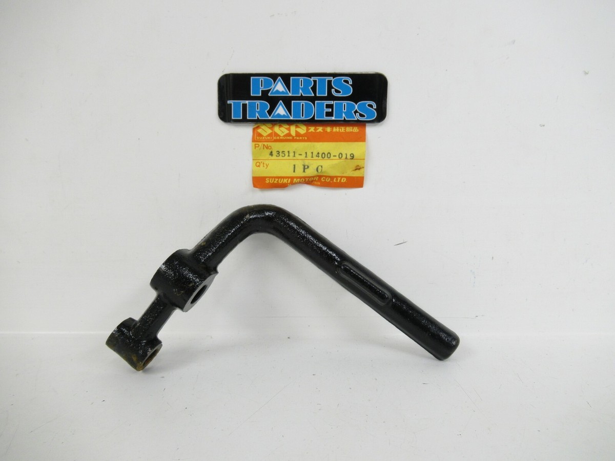 NOS Genuine Suzuki Right Hand Footrest Bar GS250T 1980-1981 43511