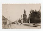 Old postcard SM - 80 - RIBEMONT - La rue de l'Usine -