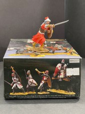 King and Country KC-MK037 Attacking Saracen w/Sword  Shield 1pc. TS