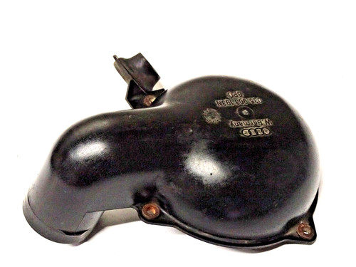 035903193N Audi/VW 80/Coupe Typ 81/85/100/200 5 Zyl. Ansaugdeckel Lichtmaschine