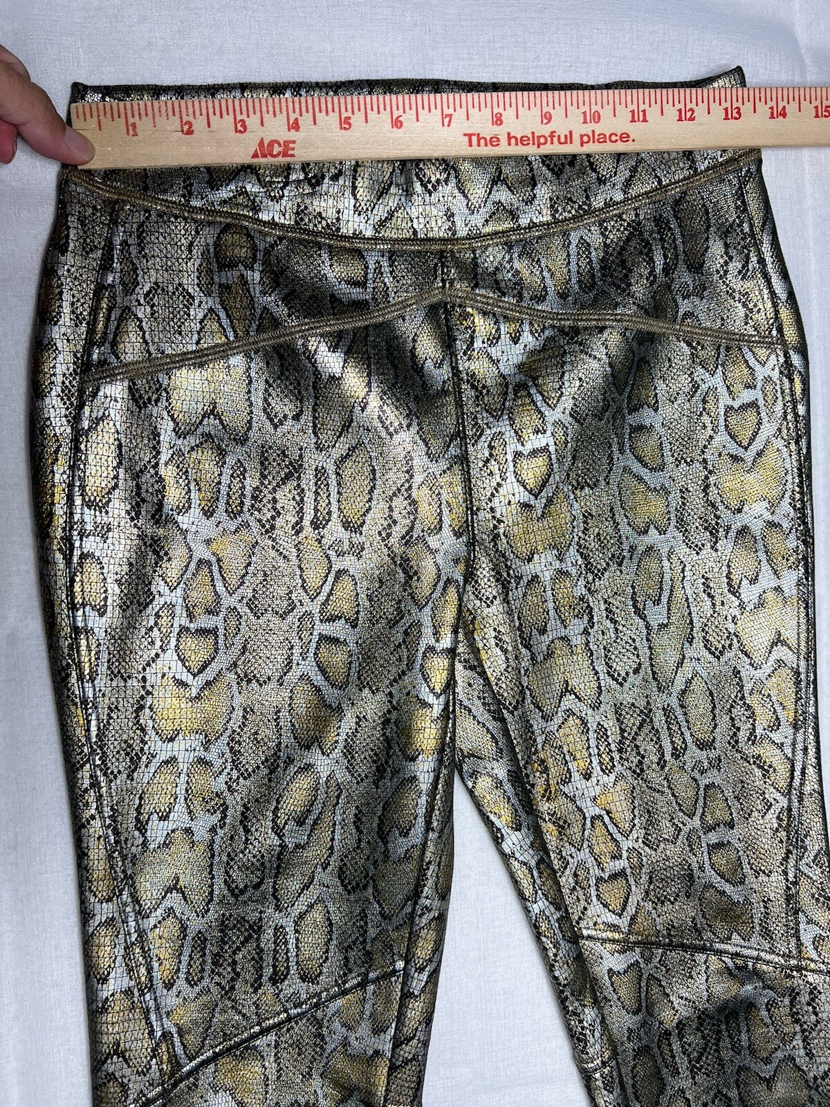 Picture 2 of 6