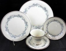 Lenox China Repertoire 5 Piece Place Setting