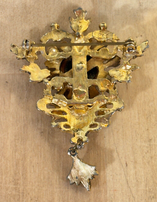 Vtg Sphinx Pin Brooch Gold Tone French Jet Rhinestone Vtg Sphinx Pin Brooch Gold Tone French Jet Rhinestone