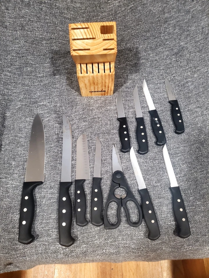 Juego de bloques de cuchillos de madera Farberware 11 piezas 12 cuchillos negros de acero inoxidable tijeras  Foto 2 de 3