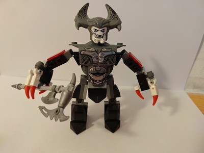 LEGO DC Comics Super Heroes - Steppenwolf Figur 76087 Neu + Mutterboxen