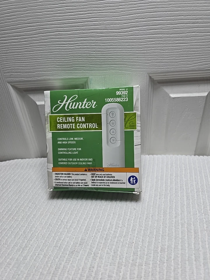 Hunter 99392 Ventilador de Techo Universal 3 Velocidades Control Remoto Portátil en Blanco Foto 2 de 4