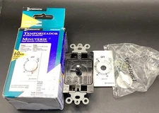 Intermatic FD60MWC 60-Minute Spring Loaded Wall Timer, White, (new old stock)