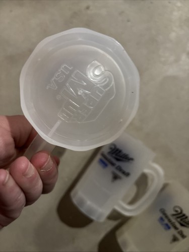 Lote de 3 tazas de cerveza de estadio de plástico Cleveland Indians Chief Wahoo 1987 - Imagen 3 de 4