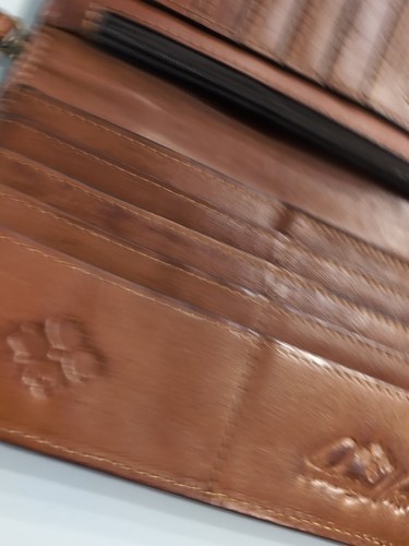 Patricia Nash Geldbörse Kalbsleder braun verziertes Leder Magnetverschluss Taschen a27 - Bild 8 von 13