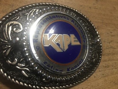 1987 Metal KAPE montaje representativo hebilla de cinturón Salina Kansas - Imagen 2 de 8