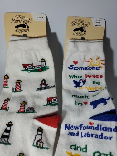 2 PAIR Lighthouse & Someone Loves Me Print Socks Socks Size Youth (13, 1-5) - Picture 2 of 4