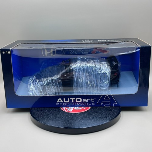 AUTOart 1/18 Honda Integra type R Mugen Black Performance JDM model 73242 - Picture 13 of 15