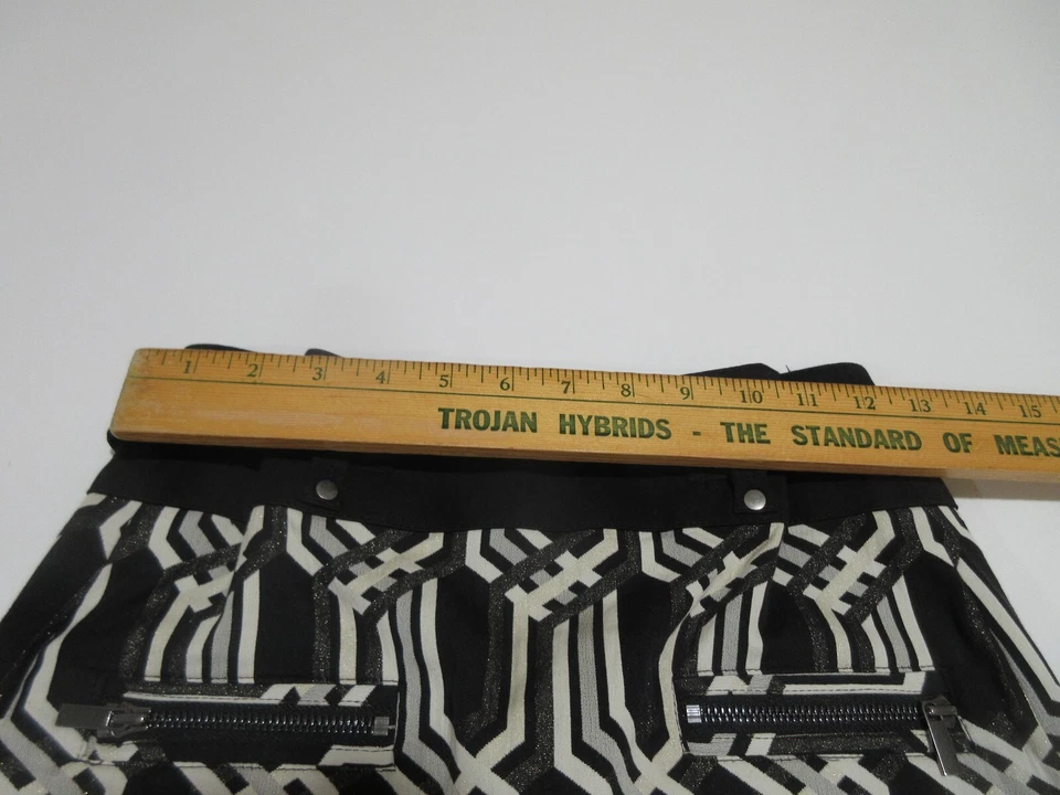 Talla 00 Etcetera Falda Lápiz Negra Whisical Gótica Academia Carrera Cremallera Bolsillos Traseros Foto 2 de 4