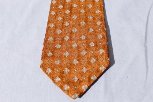 Robert Talbott Best of Class Handsewn Silk Orange Cream Foulard Tie Wide 58" - Picture 2 of 6