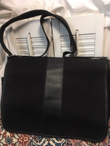laptop crossbody bag