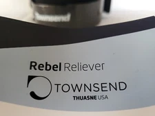 Townsend / Thuasne Rebel Reliever OA Knee Brace • L1845 (Blk) 