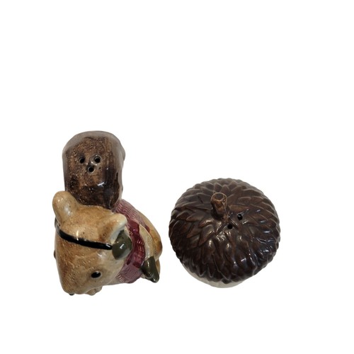 St Nicholas Square Squirrel & Acorn Salt & Pepper Shaker Fall Winter Decor - Picture 5 of 8