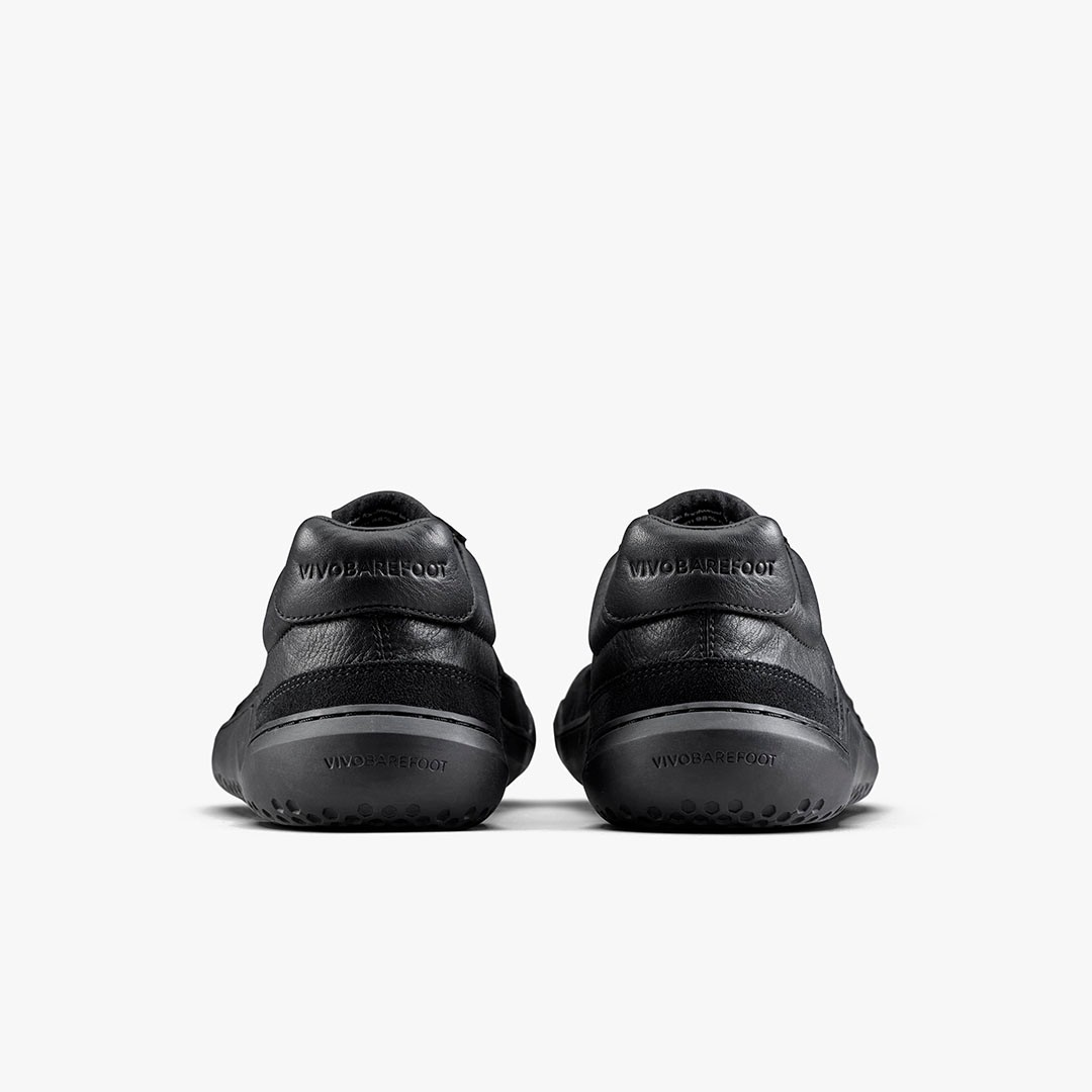 Vivobarefoot Gobi II premium leather Triple Obsidian Mens sz