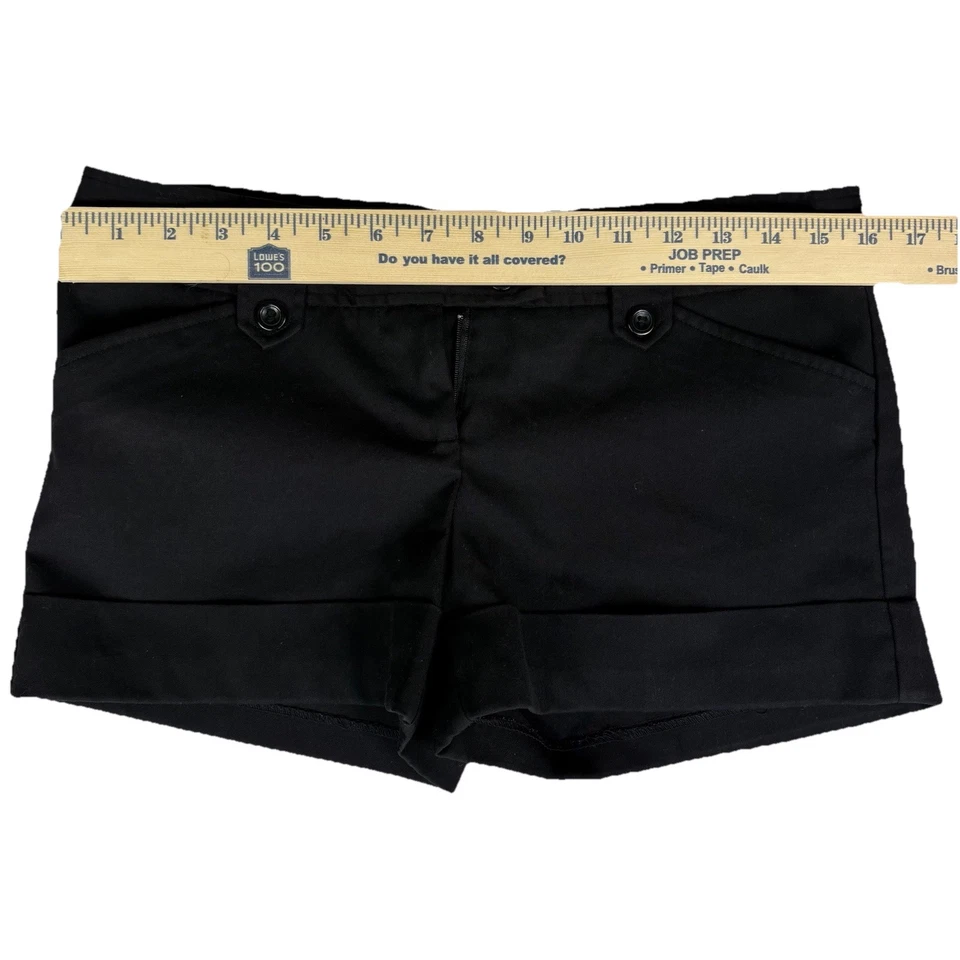 Pantalones Cortos Tracy Evans Limited Negros con Puños Talla 5 - Detalle de Botones, Informales Elegantes Foto 3 de 4