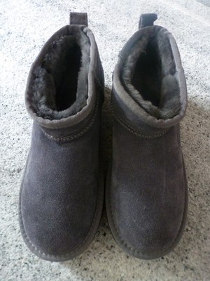 LâMO Damenboots, Veloursleder Schafwollfutter, grau Gr. 40, warm, neu!