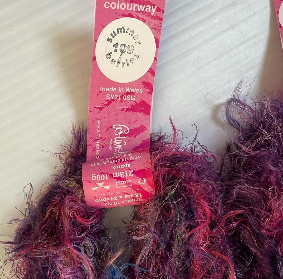 Lote de hilos COLINETTE Sedoso Chic 100 gr 232 yd BAYAS DE VERANO 109 3 madejas moradas Foto 4 de 4